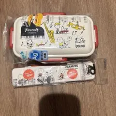 スヌーピー　弁当箱 530ml 抗菌 4点ロック　箸セット