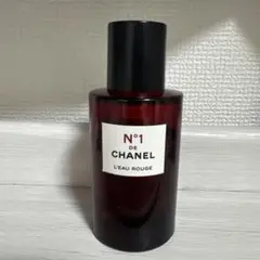 N°1 DE CHANEL L'EAU ROUGE ボディミスト