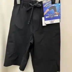 新品未使用　メンズ　CLOSSI ストレッチ ブラック 半ズボン M