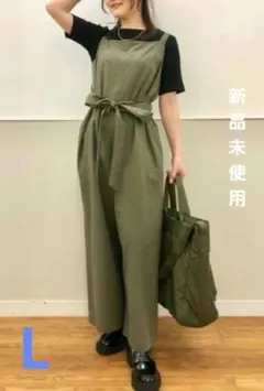 UNIQLO リネンブレンドジャンプスーツ オリーブ 　L　新品未使用のサムネイル