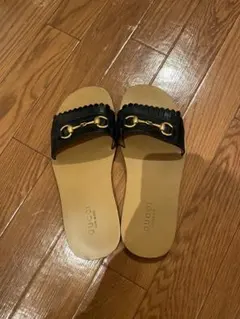 美品 GUCCI ホースビット GG柄 サンダル 23cm 箱付 - メルカリ