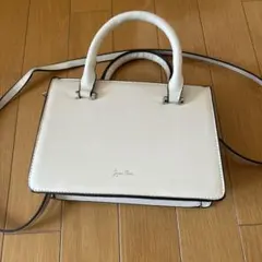ホワイト ハンドバッグ 取り外し可能ストラップ付き