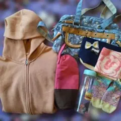 お出かけセット⭐️７点セットのサムネイル