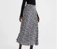 ZARA ザラ フラワープリント フリルスカート 花柄のサムネイル