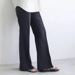 DRESSLAVE ストレッチ センタープレス フレアパンツ