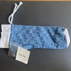 Item thumbnail for item efd003f9-3212-4363-80b5-a27f788406bc