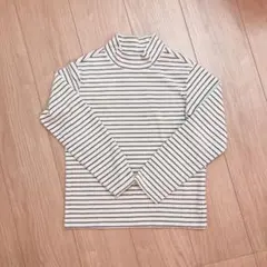 ユニクロ　リブフリースハイネックボーダーTシャツ(長袖) 140