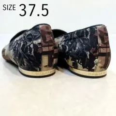 BURBERRY　バーバリー　ローファー　　総柄　ゴールドヒール　24cmのサムネイル