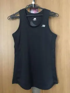 ニューバランス　レディース　ノースリーブ　ドライ　速乾　Mサイズ