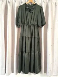 【未使用】Areeam フリルネック ティアードワンピース カーキ 大人ガーリー