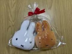 ミッフィー　キーホルダー　ぬいぐるみ　2点