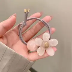 花型ヘアゴム グレーゴム　花ピンク