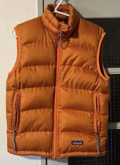 パタゴニア　ダウンベスト　オレンジ　XS