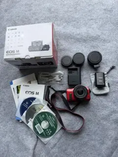 Canon EOS M 本体 ストラップ フラッシュ付 Canon EOS M 本体 ストラップ フラッシュ付 - メルカリ