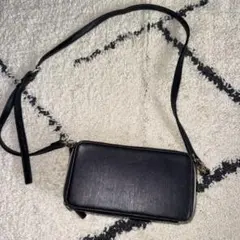 ブラック キルティング ショルダーバッグ