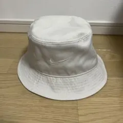 nike バケットハット