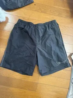 ナイキ ブラック ショートパンツ