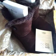 し*の様 UGG W BAILEY BUTTON ブラウン 6　訳あり商品