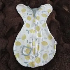 レモン柄スワドル おくるみ