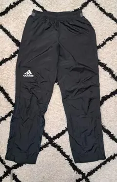 adidas ブラック ピステパンツ