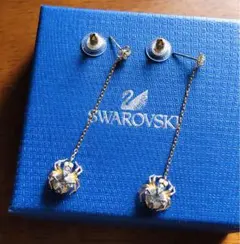 SWAROVSKI Imber ドロップピアス スワロフスキー お箱付 - メルカリ