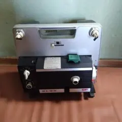 レアな商品・美品・【使えます8ミリ映写機】エルモ Elmo GP-DELUXE 映写機クリニック 8mmフイルム映写機 ELMO GP DELUXE