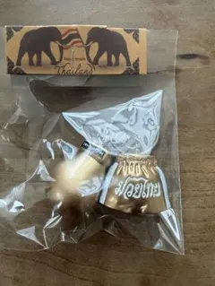 【新品】ムエタイキーホルダー　ゴールド