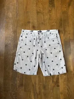 HUF ハーフパンツ 総柄のサムネイル