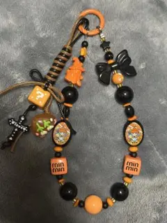少し早めのディモくんとおばけのハロウィン風オレンジ黒ビーズストラップ