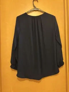 ネイビー 七分袖 バックプリーツ ブラウス