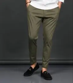 The DUFFER WONDER SHAPEワンダーシェイプコンフォートカーキ