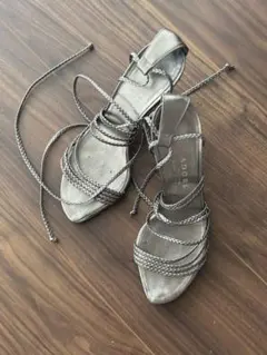 ADORE メタリックシルバー レースアップサンダル ハイヒールのサムネイル