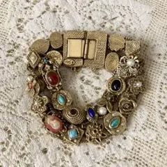 Item thumbnail for item 90f4270a-35da-41ac-915e-3746a58c7d22