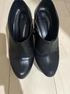 R＆E黒レザーブーティ