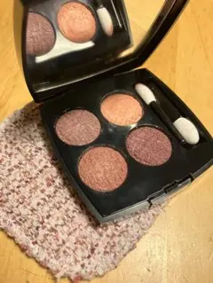 CHANEL レキャトルオンブルツイード02プールプル アイシャドウ