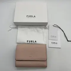 ☆新品 同様☆FURLA☆フルラ☆二つ折り財布☆