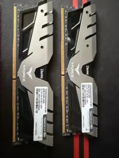 team ddr4 8gx2 16g 3200のサムネイル
