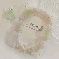 ホイップデコ　硬質ケース　トレカケース　B8　黄緑　白　推し活　お花　チャーム