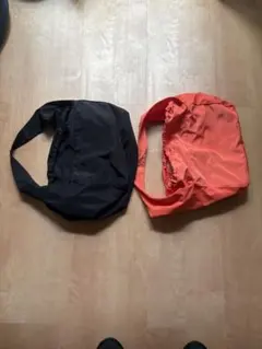ショルダーバッグ 2点セット 黒 オレンジ　ナイロン 軽量