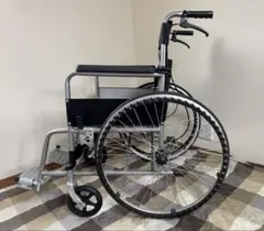 自走用車椅子 折りたたみ式 シルバー/ブラック　[中古品]のサムネイル