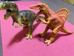 【限定値下げ価格】恐竜フィギュア2体セット