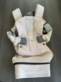 BABYBJORN 抱っこ紐 メッシュ ベージュのサムネイル