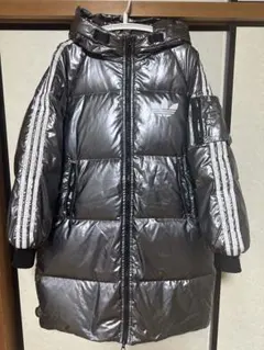 adidas シルバー ダウンコート フード付き