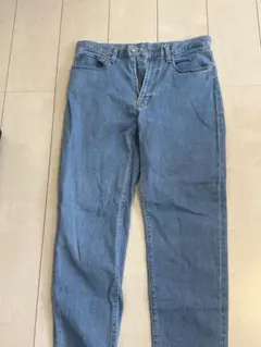 GU ライトブルーデニム ストレートパンツ