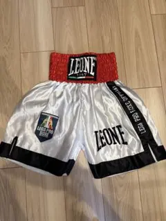 LEONE ボクシングショーツ　ファイトパンツ