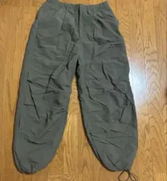 GU カーゴパンツ オリーブ