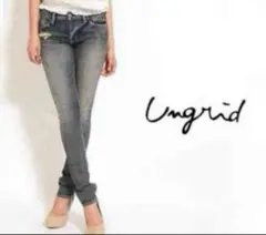 【ungrid】ヴィンテージストレートスリムデニム クラッシュ 24のサムネイル