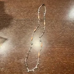 ネックレス　ビーズ、変形パール