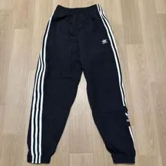 adidas 黒 パンツ Mサイズ