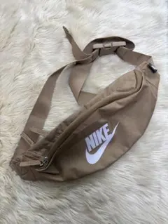 NIKE ボディバッグ ベージュ